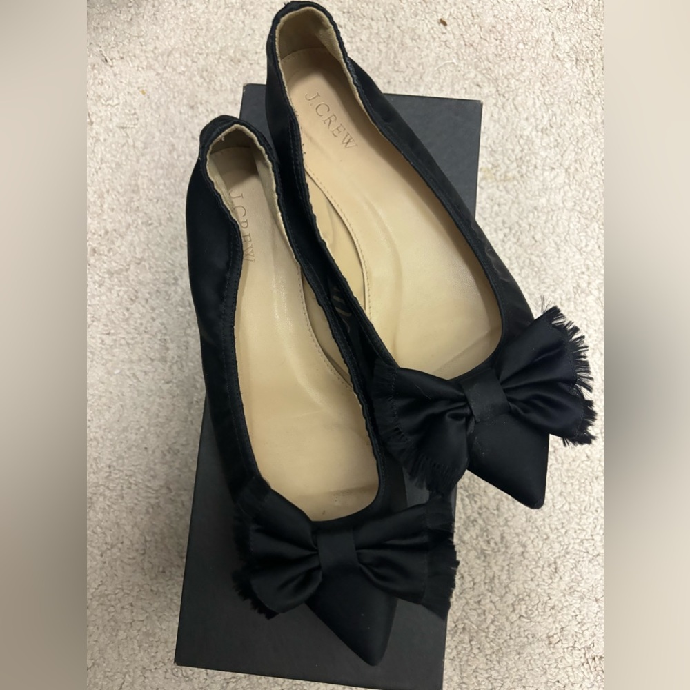 Jcrew bow flats size 8. Worn once.